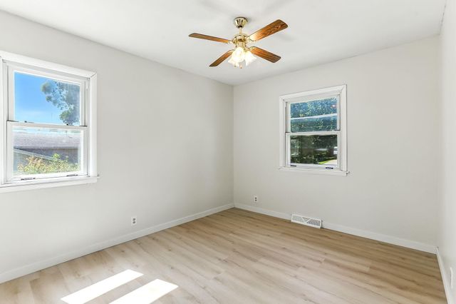 2872 Jackson Street, Little Canada, MN 55117