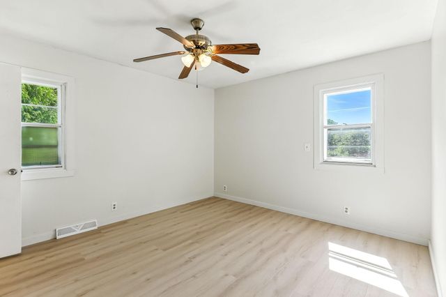 2872 Jackson Street, Little Canada, MN 55117