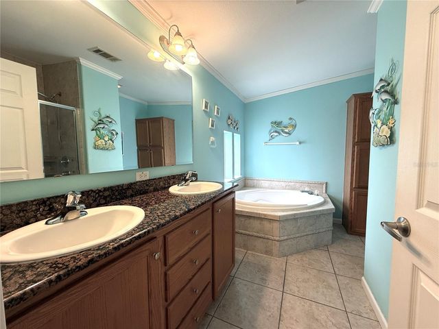 194 S PORT ROYAL LANE, Apollo Beach, FL 33572