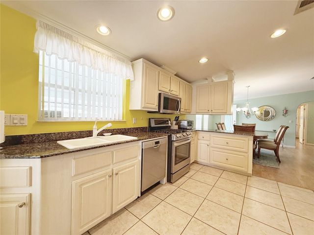 194 S PORT ROYAL LANE, Apollo Beach, FL 33572