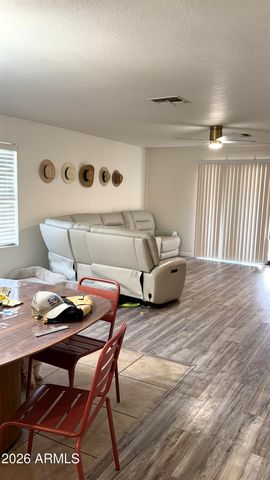 1117 E GWEN Street, Phoenix, AZ 85042