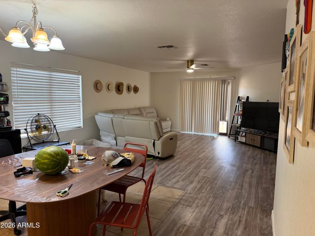 1117 E GWEN Street, Phoenix, AZ 85042