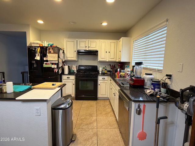 1117 E GWEN Street, Phoenix, AZ 85042