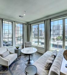 2111 Austin Street 536, Houston, TX 77002