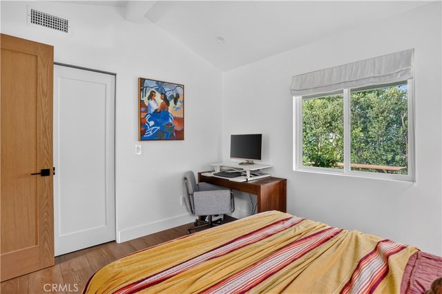 184 E Bay, Costa Mesa, CA 92627