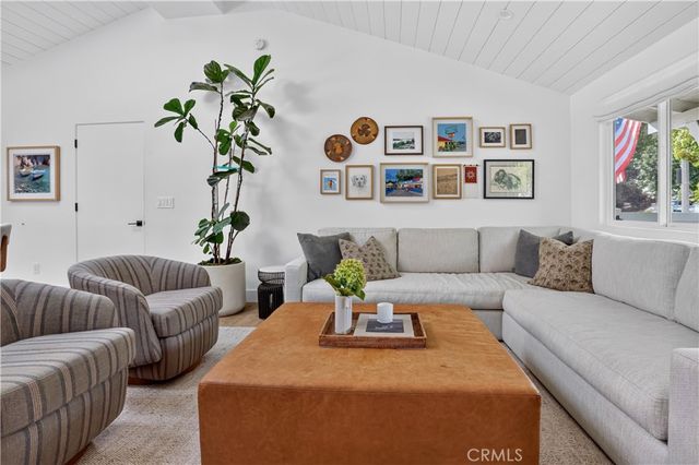 184 E Bay, Costa Mesa, CA 92627
