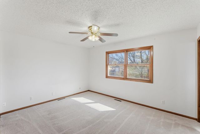 28 Harris, Rose Hill, KS 67133