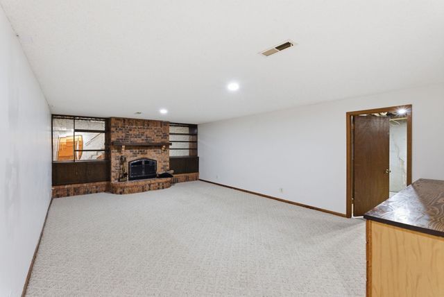 28 Harris, Rose Hill, KS 67133