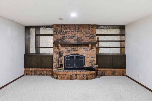 28 Harris, Rose Hill, KS 67133