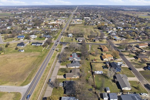 28 Harris, Rose Hill, KS 67133