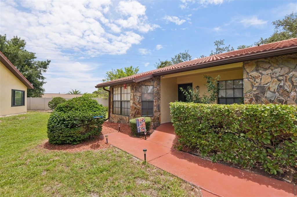 8626 SHADBLOW COURT 1, Port Richey, FL 34668