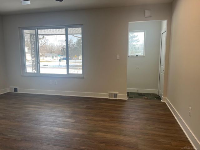 53431 Ruann Drive, Shelby Twp, MI 48316