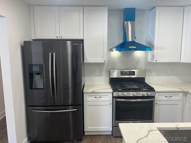 53431 Ruann Drive, Shelby Twp, MI 48316