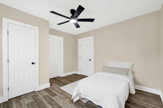 9434 E Avenue K, Houston, TX 77012