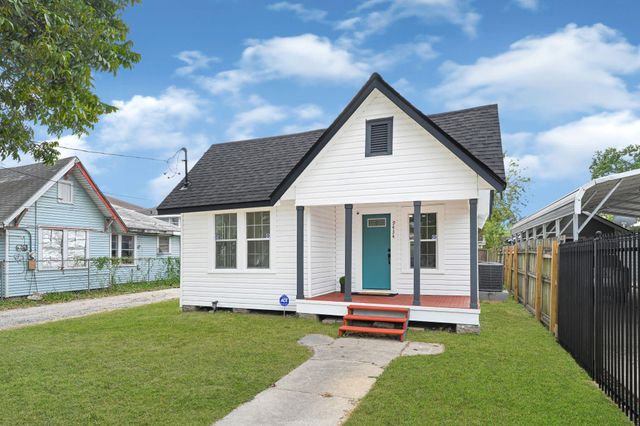 9434 E Avenue K, Houston, TX 77012