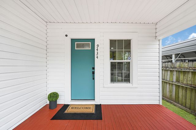 9434 E Avenue K, Houston, TX 77012