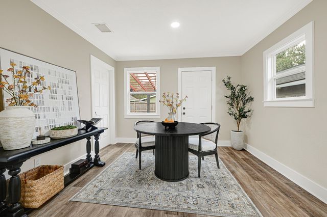 9434 E Avenue K, Houston, TX 77012