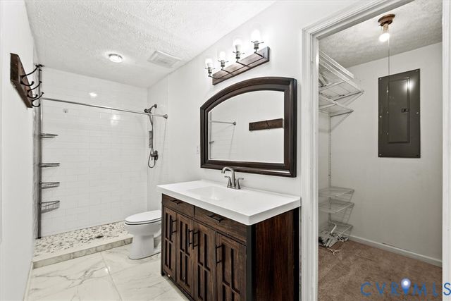 229 Washington St, Locust Grove, VA 22508