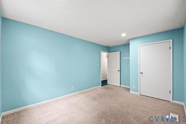 229 Washington St, Locust Grove, VA 22508