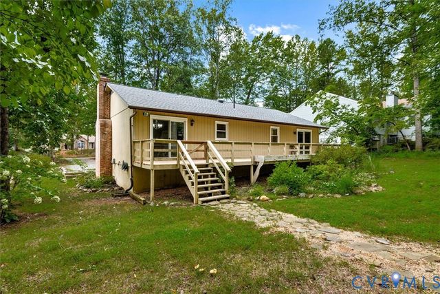 229 Washington St, Locust Grove, VA 22508