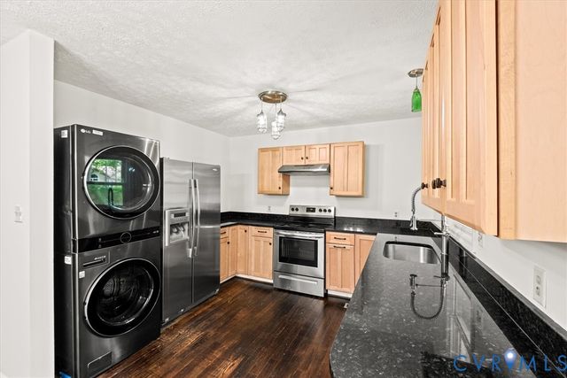 229 Washington St, Locust Grove, VA 22508