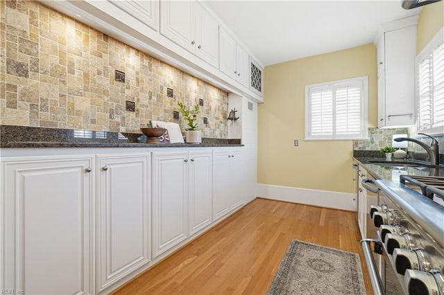 738 Shirley AVE, Norfolk, VA 23517