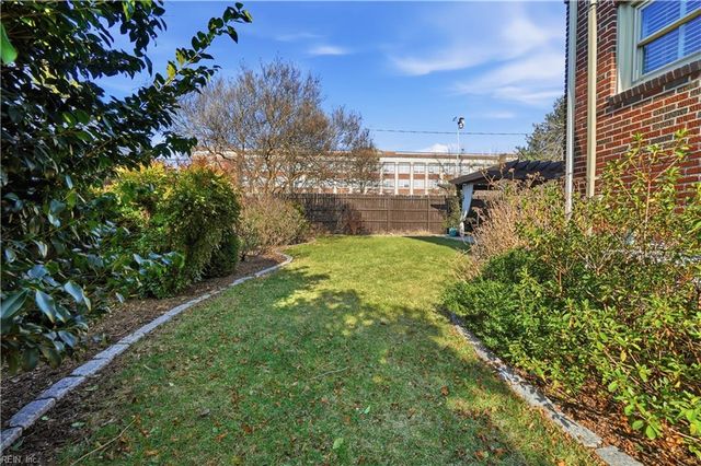 738 Shirley AVE, Norfolk, VA 23517