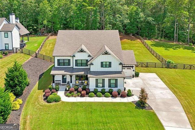 4060 Silverstone Drive, Braselton, GA 30517