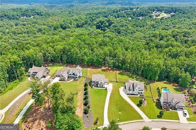 4060 Silverstone Drive, Braselton, GA 30517