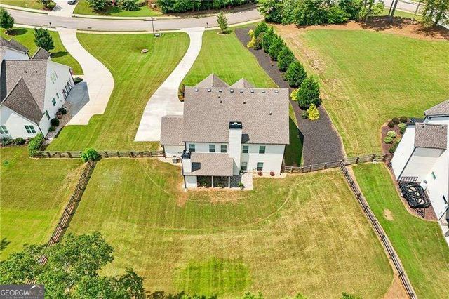 4060 Silverstone Drive, Braselton, GA 30517
