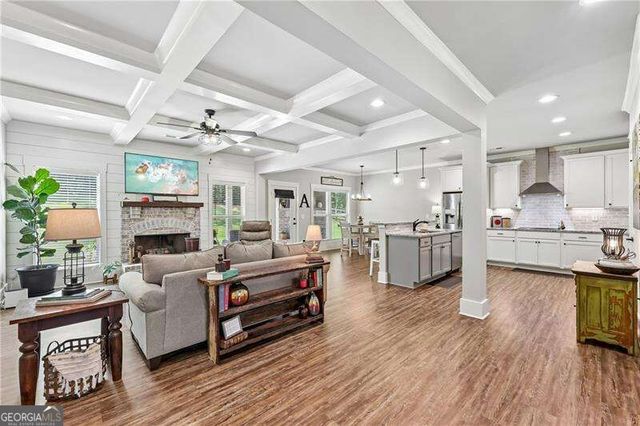4060 Silverstone Drive, Braselton, GA 30517