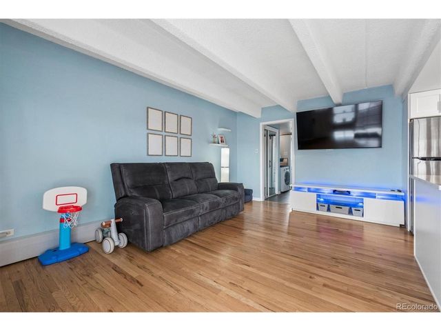 33 N Corona St 406, Denver, CO 80218