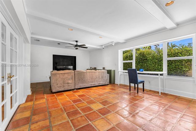 680 El Dorado Parkway, Plantation, FL 33317