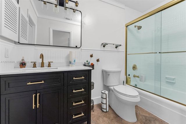 680 El Dorado Parkway, Plantation, FL 33317