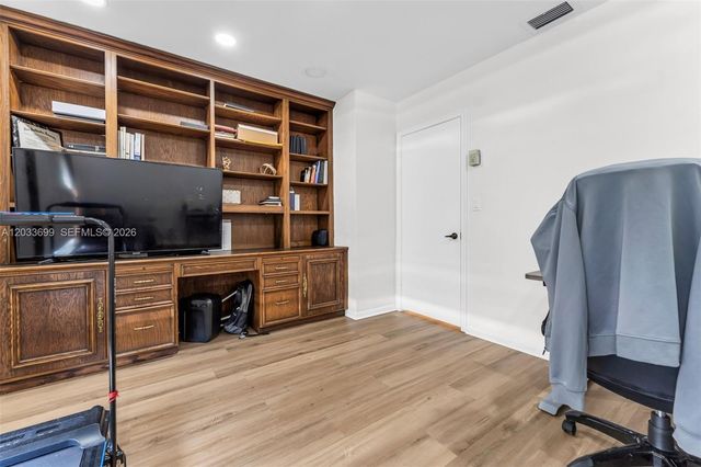 680 El Dorado Parkway, Plantation, FL 33317