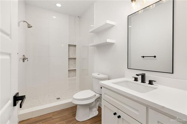 418 W Huisache Avenue, Weslaco, TX 78596