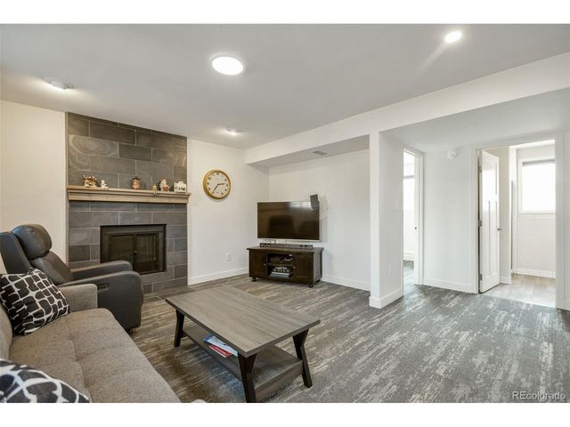 9953 travis St, Thornton, CO 80229