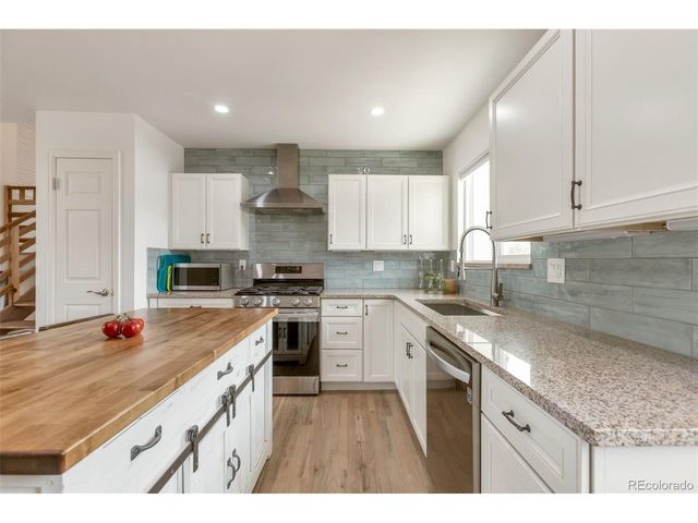 9953 travis St, Thornton, CO 80229