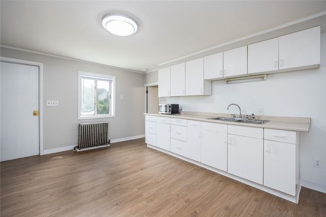 757 Holt Rd, Apt 1, Webster, NY 14580