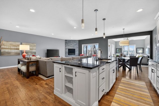 552 Panorama Circle NW, Rochester, MN 55901