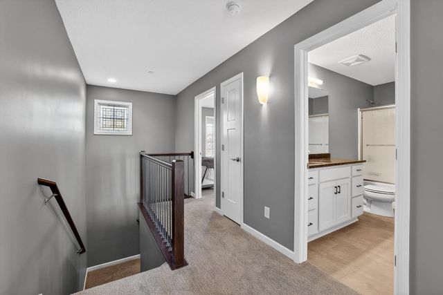 552 Panorama Circle NW, Rochester, MN 55901