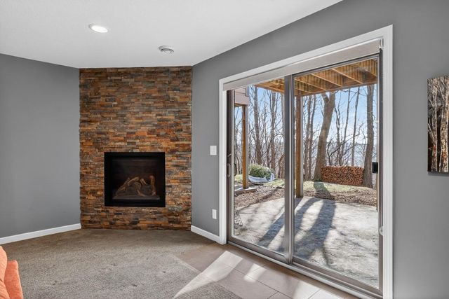 552 Panorama Circle NW, Rochester, MN 55901