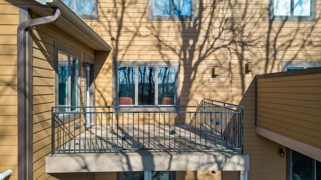 552 Panorama Circle NW, Rochester, MN 55901