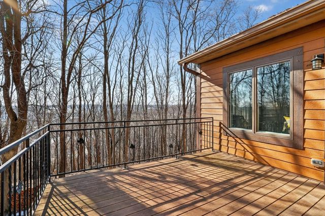 552 Panorama Circle NW, Rochester, MN 55901