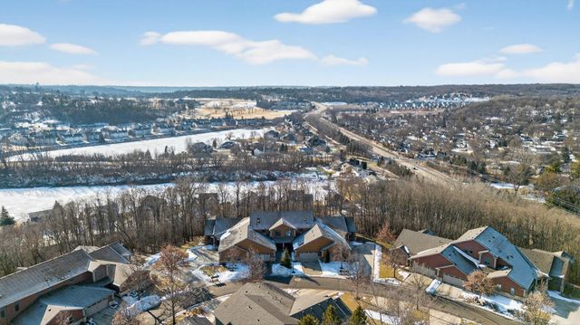 552 Panorama Circle NW, Rochester, MN 55901