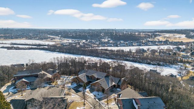 552 Panorama Circle NW, Rochester, MN 55901