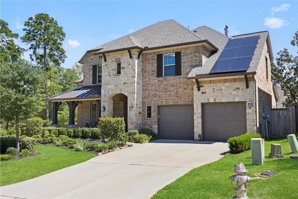 303 Calmato Woods Way, Willis, TX 77318