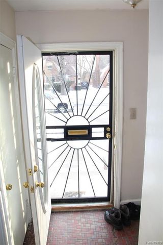 9581 Mark Twain Street, Detroit, MI 48227