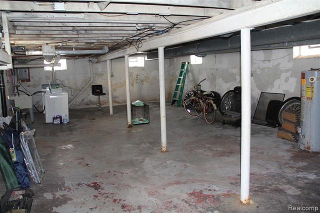 9581 Mark Twain Street, Detroit, MI 48227