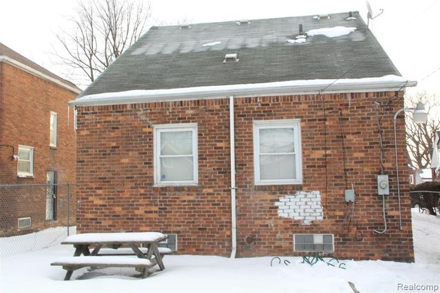 9581 Mark Twain Street, Detroit, MI 48227